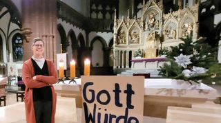 Janina Adler arbeitet seit Anfang November beim Bistum Mainz. In Heppenheim ist man traurig, sie ziehen zu sehen.