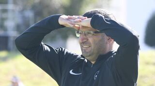 Nach dem Abstiegskampf der vergangenen Jahre kann sich Trainer Ben Talib mit dem FC 07 Bensheim II über eine entspanntere Saison im oberen Tabellendrittel der Kreisliga A freuen.