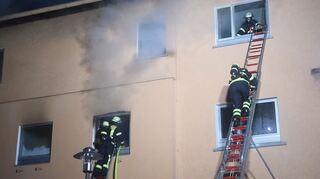 In einem ehemaligen Hotel in Bürstadt ist ein Feuer ausgebrochen.