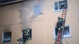 Schwieriger Feuerwehreinsatz im ehemaligen Hotel Berg.