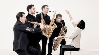 Das Alliage Quintett (4 Saxophone, ein Klavier) springt am Samstag für das Carion Ensemble ein, das wegen eines Coronafalls das nächste Konzert der Kunstfreunde Bensheim nicht bestreiten kann.