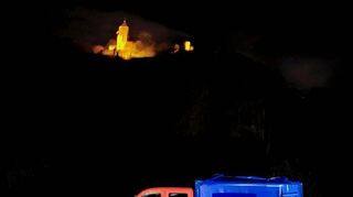 Verantwortliche der Stadt und die Macher des Starkenburg-Festivals testeten am Samstagabend mit einem Transporter voller Lautsprecher, wohin der Schall die Musik trägt.