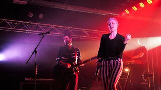 Das Duo Carrousel – Sophie Burande und Léonard Gogniat – trat im Bensheimer Musiktheater Rex auf.