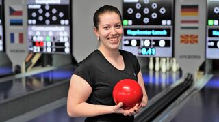Luisa Ebert ist mit der U 23 im vorigen Jahr Vize-Weltmeisterin geworden. Jetzt ist die Sportkeglerin, die in Lorsch trainiert und für die SG Lorsch/Bensheim startet, für die Wahl zur Sportlerin des Jahres nominiert.