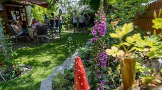 In der Klosterstadt Lorsch gibt es die Veranstaltungsreihe Tag der offenen Gärten und Höfe bereits seit 2008. Unser Bild entstand dort im Jahr 2018, und zwar im Garten der Familie Schumacher.