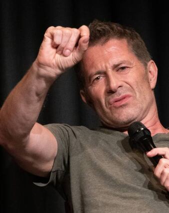 Unter anderem Kabarettist Rolf Miller gastiert im Sapperlot.