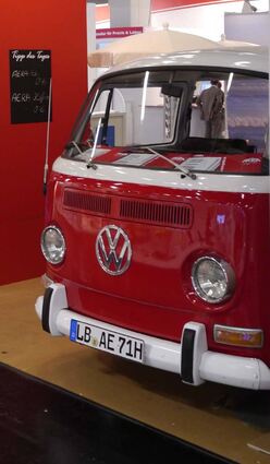 Der VW Bulli von Horst Lang, Jahrgang 1971, wurde vor einigen Jahren auf einer Messe ausgestellt.