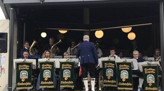 Mit böhmischen Liedern begeisterte die Lindenfelser Trachtenkapelle beim Konzert im Kurgarten, das sie zusammen mit dem Sportverein veranstaltete.