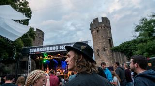 Musikfreunde aus ganz Südhessen hoffen, dass das Starkenburg-Festival Mitte Juli auf dem Schlossberg in Heppenheim wieder veranstaltet werden kann.