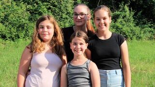 Annelie, Katharina, Kim (von links) und Betreuerin Ronja Herrmann (hinten) hoffen auf weitere Teilnehmer in der Jugendgruppe Datz.