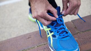 In Ruhe ausprobieren: Laufschuhe müssen perfekt passen.