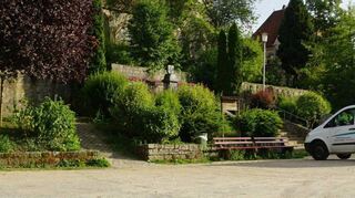 Die Sanierungsarbeiten am Wilhelm-Schäfer-Platz in Kirschhausen sollen noch in diesem Monat beginnen.