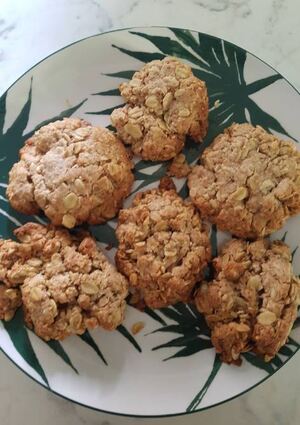 Ob als Süße für knusprige Kekse oder in der Marinade für Grillgut, Honig kann vielfältig in der Küche eingesetzt werden.