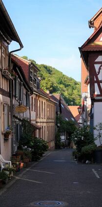 Die Altstadt ist das Schmuckstück Heppenheims. In ihren Gassen ist ein besonders markantes Fachwerkhaus zu finden.