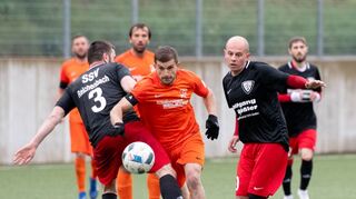 Lange Jahre spielten SSV (in den schwarzen Trikots) und TSV Reichenbach in der Kreisliga A gegeneinander, jetzt haben sie die Kräfte gebündelt und treten in einer Spielgemeinschaft an.