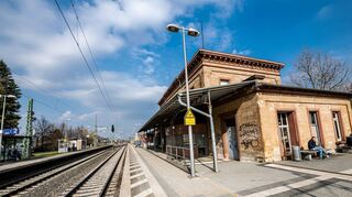 Der Bahnhof an der Kalterer Straße gilt als Heppenheims „Angstort Nummer eins“. Im Rahmen der Sicherheitskonferenz sollen aber auch die anderen gefährlichen Ecken im Stadtgebiet benannt werden. Vorrangiges Ziel der Konferenz und der Initiative „Kompass“ ist es, das Sicherheitsgefühl der Bürger zu steigern. Hierzu sollen die Bürger bestenfalls aktiv beitragen.