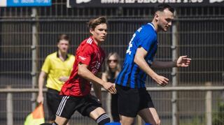 Gianluca Lucchese (r.) und die FSG Riedrode zeigten zuletzt eine ansteigende Formkurve. Diese möchten sie nun in Nauheim bestätigen.