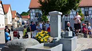 Der Brunnen am Marktplatz in Reichenbach wurde im vergangenen Jahr neu aufgebaut.