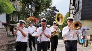 Das Marching-Ensemble „New Orleans Joymakers Brassband“ brachte einen feinen Hauch New Orleans in die Bensheimer Fußgängerzone.