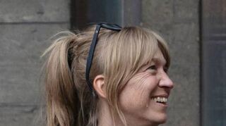 Daria Holme vor dem Eintanzhaus im Mannheimer Quadrat G4, 4.