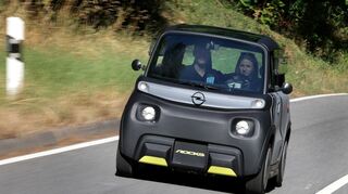 mid Groß-Gerau - Opel macht mit dem Rocks-e Jugendliche ab 15 Jahren mobil.