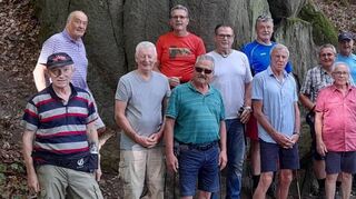 Die Gronauer Männer-Freizeitgruppe trifft sich seit Anfang dieses Jahres zum Wandern.