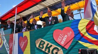Stimmungskanonen: Die Bensheimer Fastnachter, hier im Bild die BKG, zeigten, dass sie trotz Corona-Pause nichts verlernt haben. Man darf auf die kommende Kampagne gespannt sein.