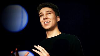 Eike Czada ist 19 Jahre alt, hat gerade am Goethe-Gymnasium sein Abi gemacht – und schon zwei Unternehmen gegründet.