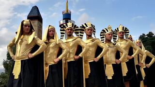 Gymmotion kommt mit neuer Show im Dezember nach Bensheim – mit dabei ist auch die „Goldene Garde“.