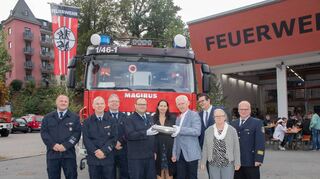 Beim Tag der offenen Tür der Feuerwehr Lindenfels anlässlich der offiziellen Einweihung des neuen Feuerwehrgerätehauses wurde auch eine Zeitkapsel feierlich übergeben.