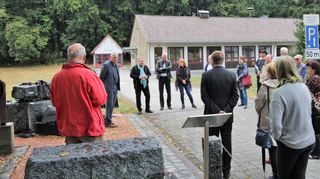 Am Ortseingang von Schannenbach entstand der neue Geopunkt zum Natursteinbau, der jetzt unter Beteiligung der Bevölkerung eingeweiht wurde.