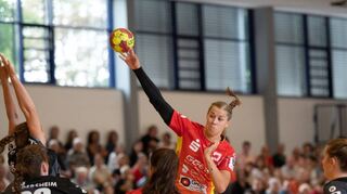 Nina Rädge steuerte vier Treffer zum gelungenen Saisonstart der Junior-Flames als Aufsteiger in der 3. Liga bei.