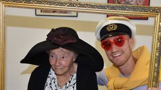 Robin Rahn und seine Mutter Erika beteiligten sich gerne am Theaterprojekt in St. Vinzenz Einhausen.