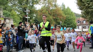 Bei den Schülerinnen U 8 gewann Anna Stamm (554) von der Nibelungenschule über 800 Meter in 3:57 Minuten.