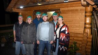 Der neue Vorstand des Verschönerungsvereins (von links): Dieter Klehr (stellvertretender Vorsitzender), Carmen Scheppers (Kasse), Sebastian Müller (Öffentlichkeitsarbeit), Christian Appel (Teichwart), Henry Scheppers (Vorsitzender) und Madeline Schwan (Kassenunterstützung).