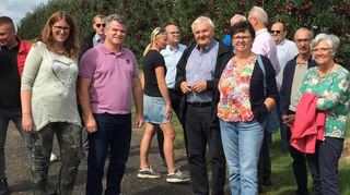 Eine Delegation aus Lindenfels war zum Erntedankfest nach Pawlowiczki gereist.