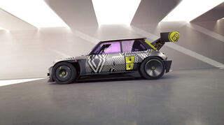mid Groß-Gerau - Um rasante Drift-Challenges zu dokumentieren, verfügt der R5 Turbo 3E innen und außen über rund zehn Halterungen für Kameras - zum Beispiel in den Aussparungen für die Scheinwerfer.
