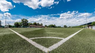 Der FC Starkenburgia weist auf dem Sportgelände am Galgen mit einem durchschnittlichen Verbrauch von 353 Kilowattstunden pro Quadratmeter Nettogeschossfläche den schlechtesten Energiewert aller städtischen Liegenschaften aus.