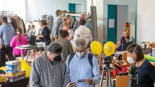 Beim Kellerschätze-Flohmarkt des Soroptimist International Clubs im Bürgerhaus Kronepark kam ein Erlös von rund 9000 Euro zusammen.