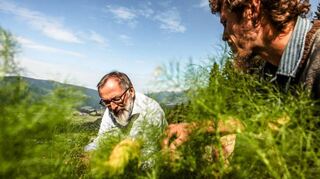 Radikal regional: Sternekoch Norbert Niederkofler (l.) ist ein Vordenker in der alpinen Küche.