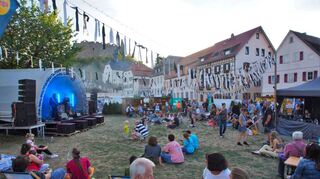 Die Lindenfelser Altstadt als Partymeile: Zum zweiten Mal hat diesen Spätsommer das Lindenfels-Festival stattgefunden. Die Mitwirkenden sind zufrieden mit der Veranstaltung und denken schon an 2023.