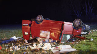 Nach dem schweren Unfall auf der B 44 bei Bobstadt ist der 70-jährige Fahrer seinen dabei erlittenen Verletzungen erlegen.