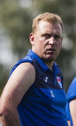 NoWas Trainer Jens Stark fordert von seinem Team volle Konzentration.