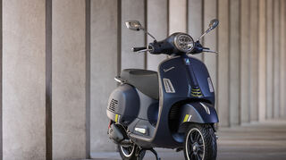 mid Groß-Gerau - Rasanter Roller: die Vespa GTS SuperTech 300.