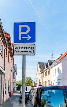 Das Parken für Anwohner wird in Bensheim ab dem 1. Januar teurer. Die Jahresgebühr erhöht sich von 30,70 auf 80 Euro.
