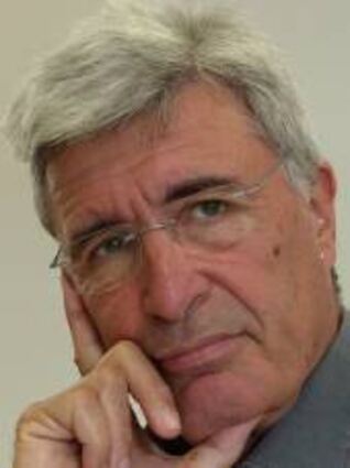 bgo_Dr_Frank_Meessen.JPG

Gottesdienste, bgo, Dr. Frank Meessen ist Pädagogischer Leiter des Katholischen Bildungswerks