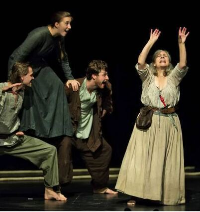 Mutter Courage und ihre Kinder von Bertold Brecht, Koenig Albert Theater Bad Elster, Regie: Bettina Montazem