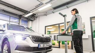 mid Groß-Gerau - Wer die Scheinwerfer seines Fahrzeugs von Halogen- auf LED-Leuchten umrüsten will, sollte erst einmal prüfen ob es einen Umrüstsatz gibt, der für den Straßenverkehr zugelassen ist.