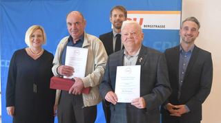 Christian Lannert (rechts) will für die CDU bei der Lautertaler Bürgermeisterwahl kandidieren. Das verkündete er auf der 50-Jahr-Feier des Ortsverbands, bei der auch verdiente Mitglieder geehrt wurden.