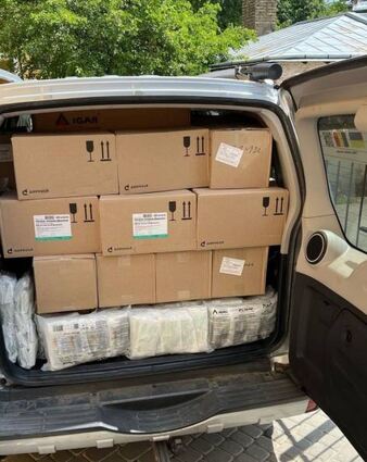 Das Auto vollgepackt mit Hilfsgütern für Menschen in der Ukraine.